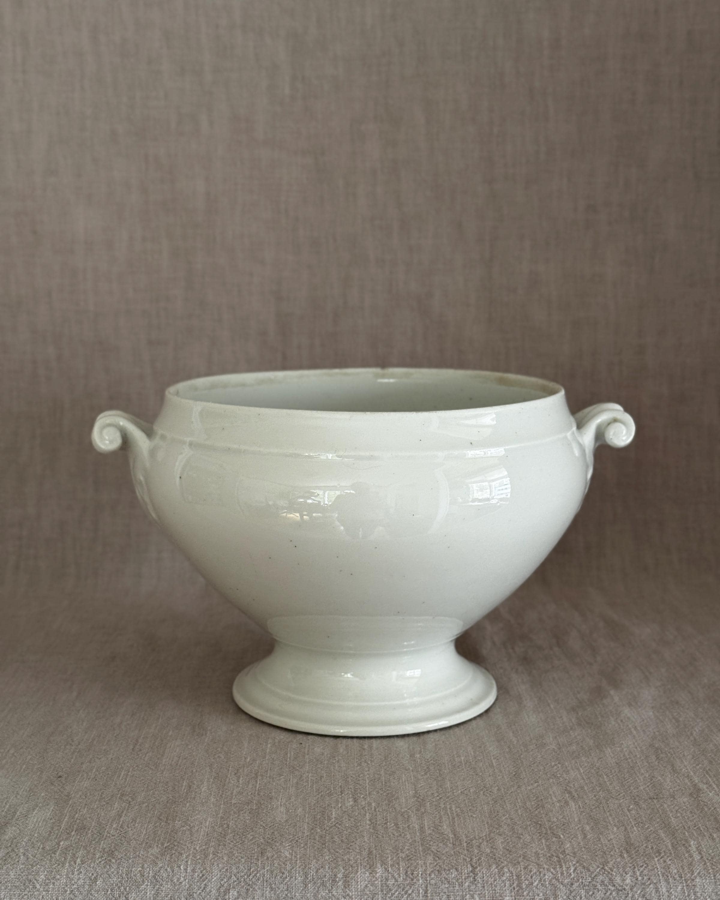 The Big Porcelain Tureen by Alfred Hache & Cie Vierzon