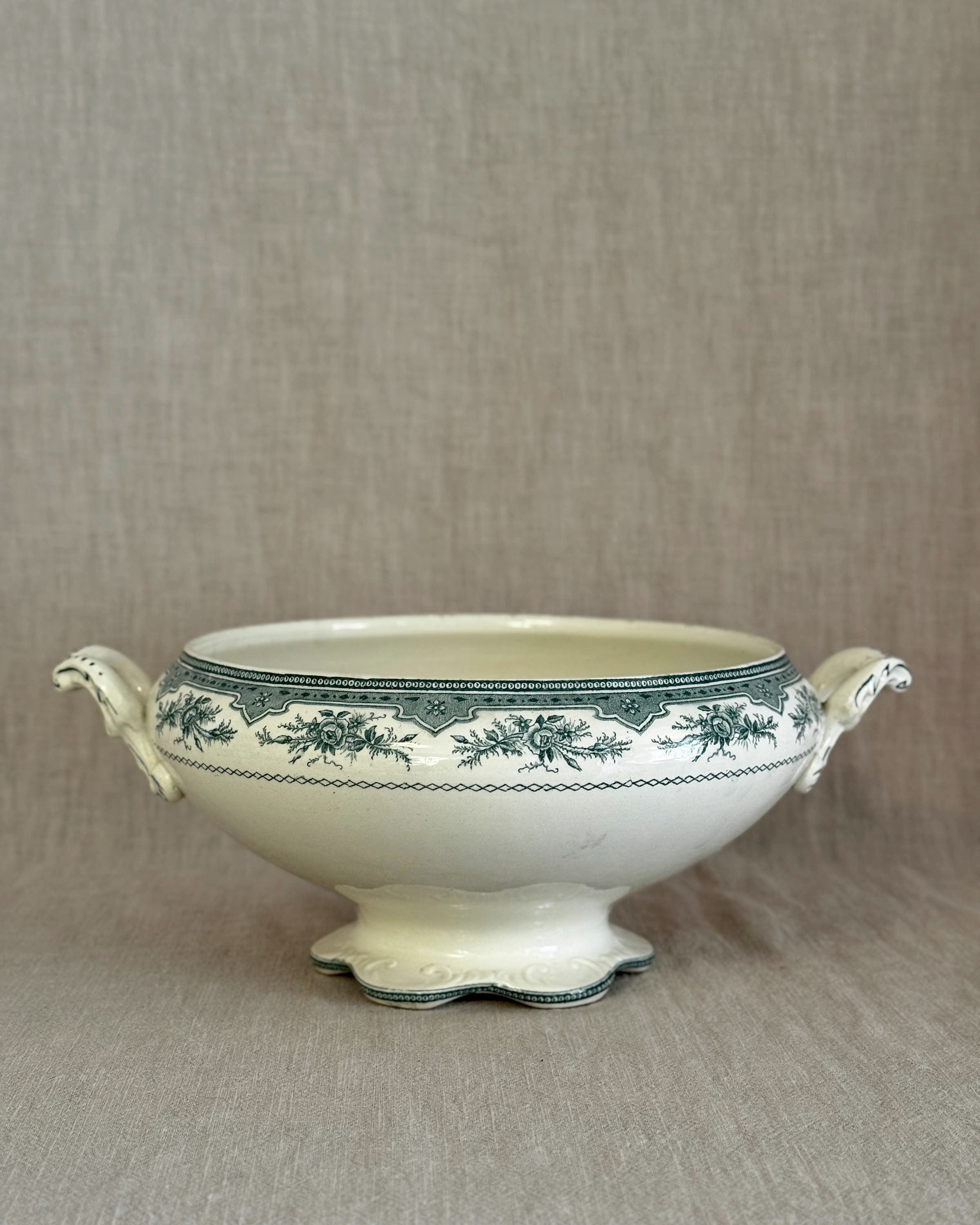 The French Roses Mousses Tureen