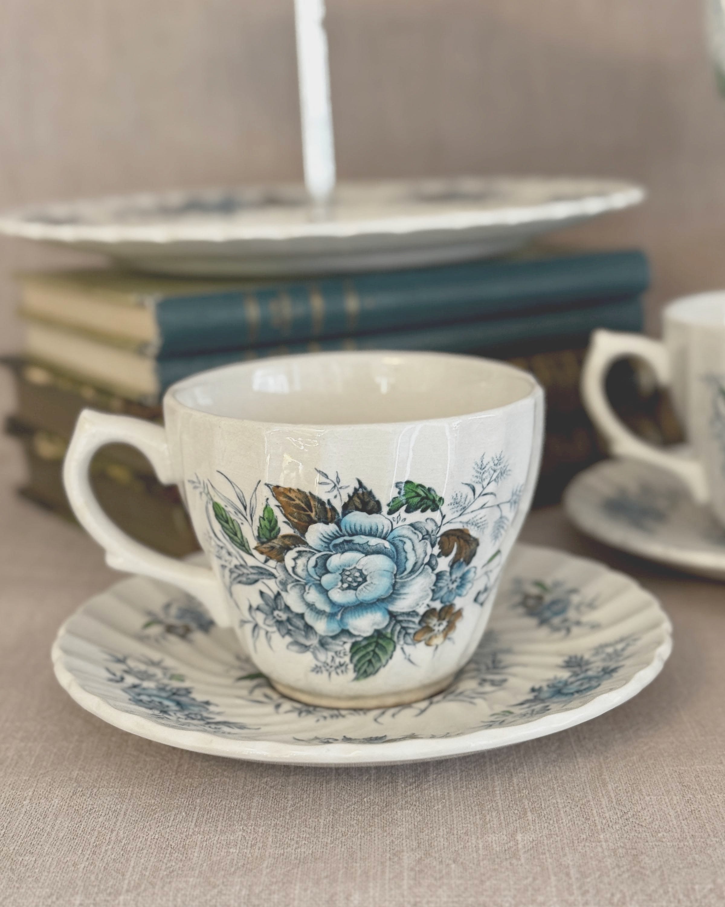 The Blue Cluster Tea Set - British Anchor