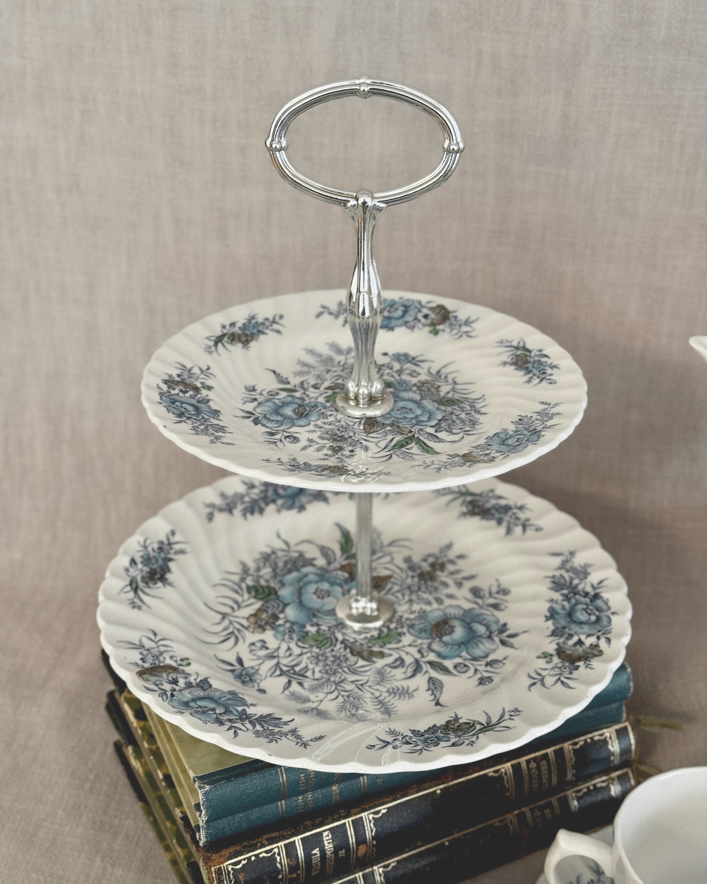 The Blue Cluster Tea Set - British Anchor