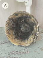 Resin pot A seen from above, resin-lined interior
