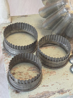 Fluted edges of the vintage pastry cutters