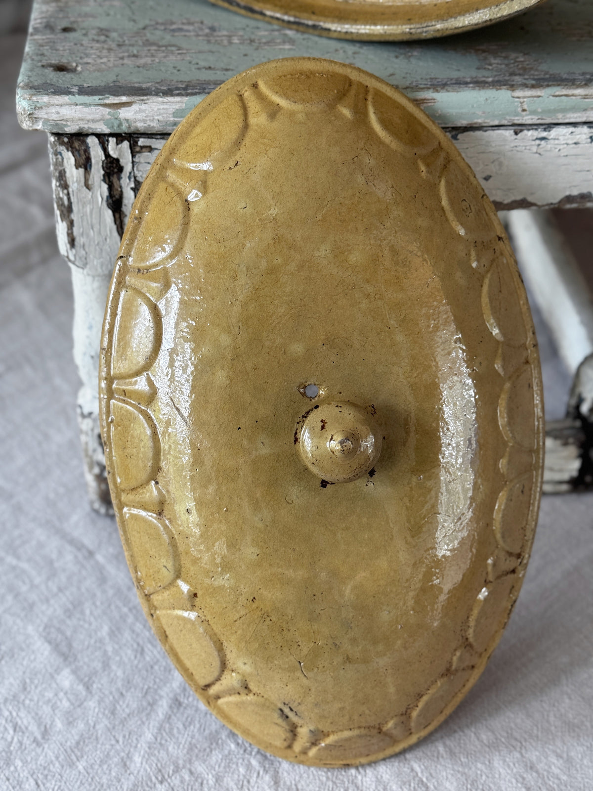 Domed lid of the Alsace terrine with knop and relief band