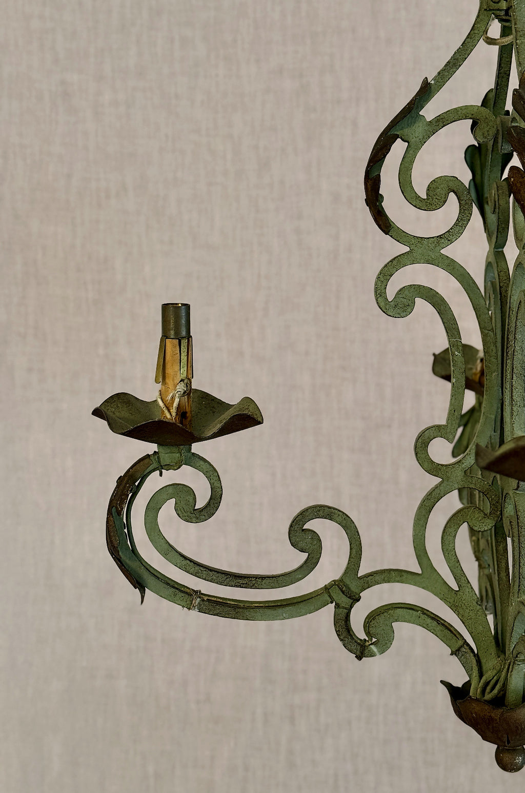 The Amiens Chandelier