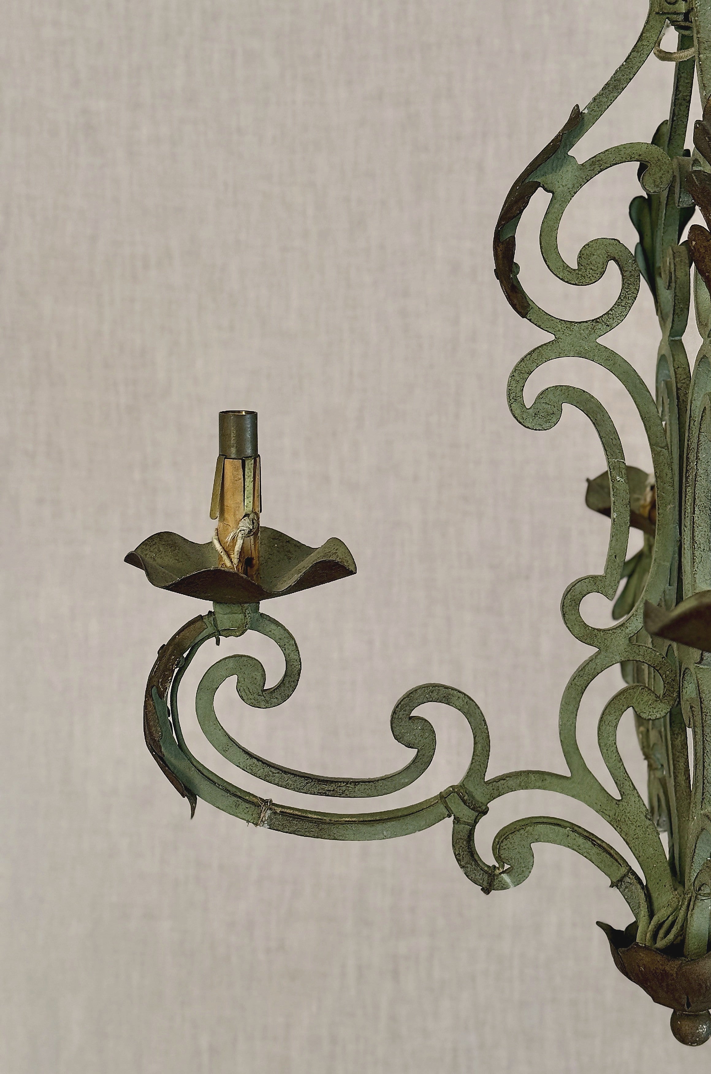 The Amiens Chandelier