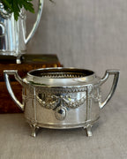 The Gustavian Cream & Sugar Set – Hallbergs GAB