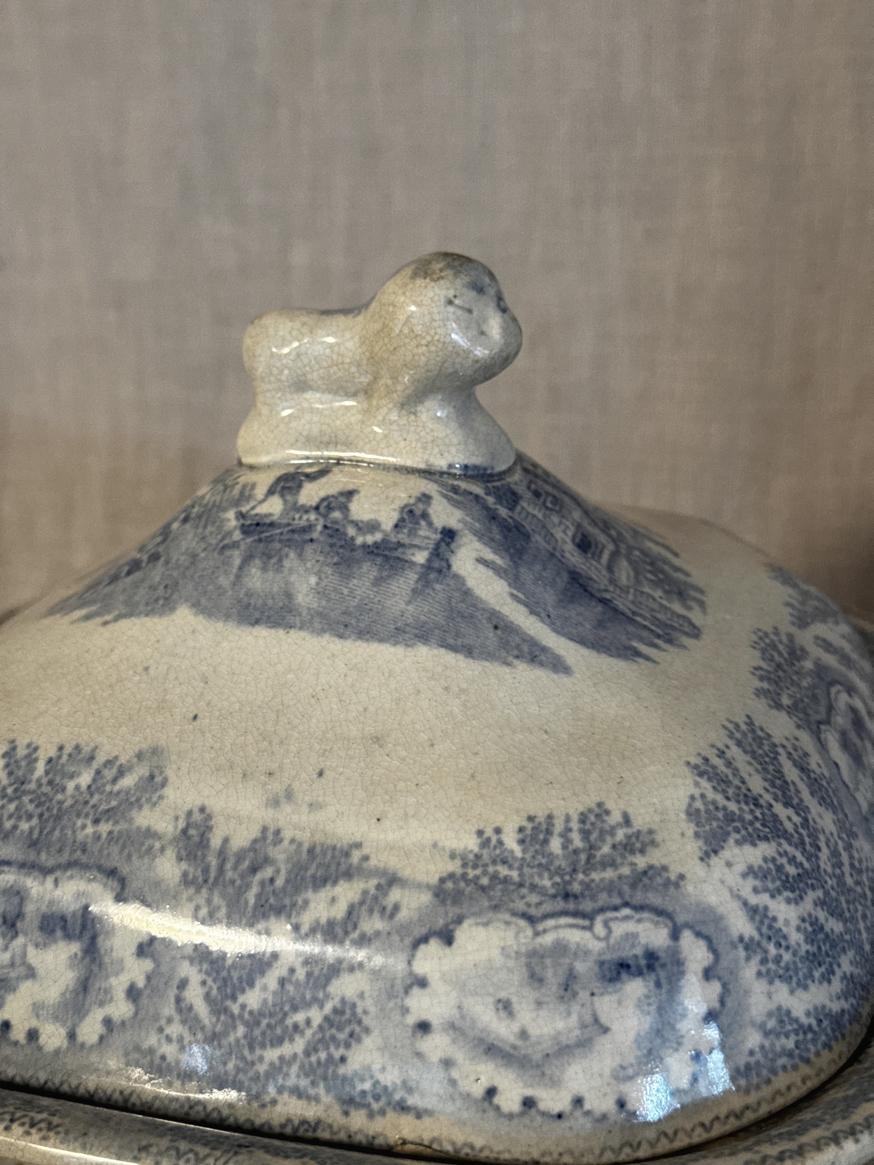 Angled view of the covered dish showing the lid seated on the rim