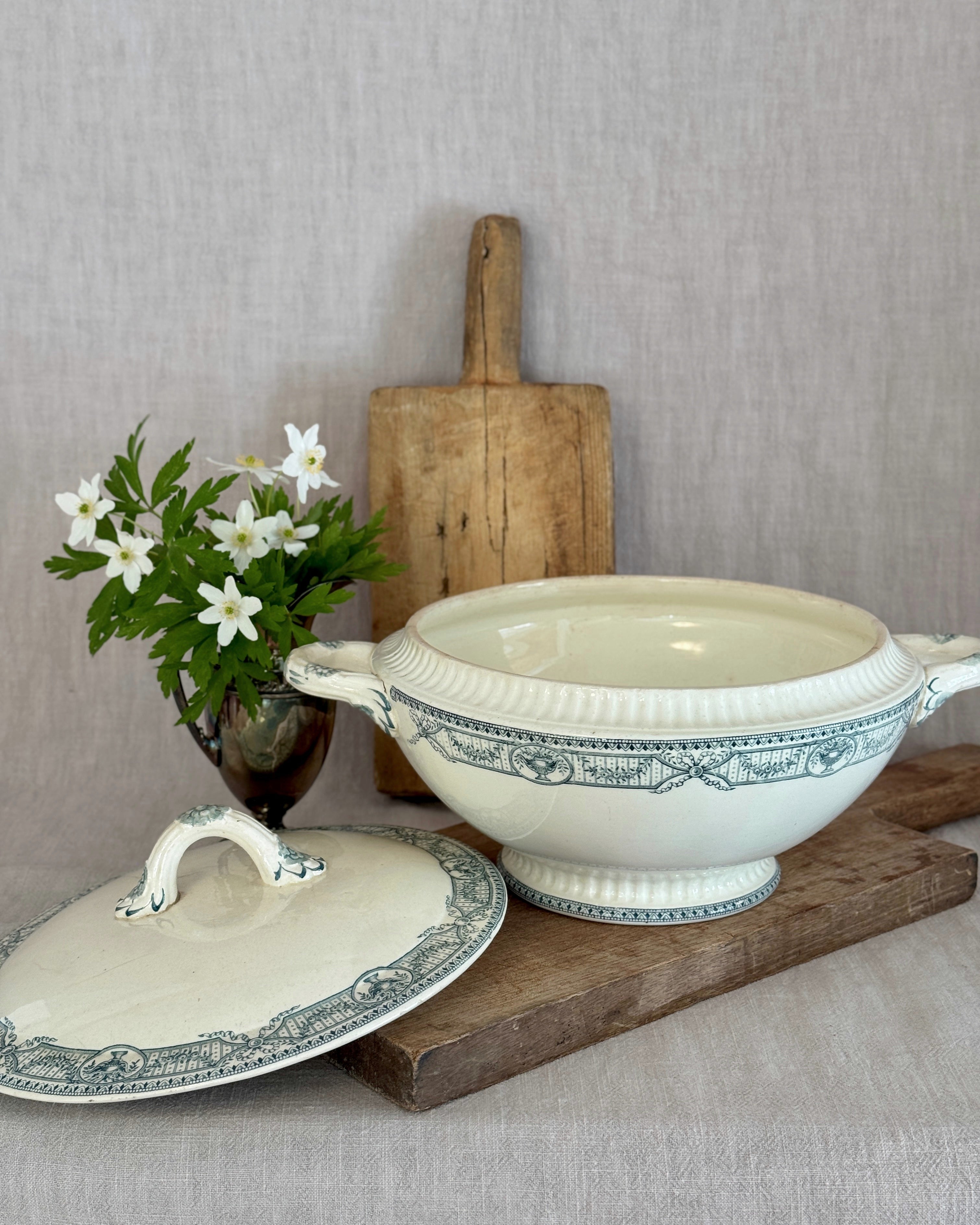 The Salins Tureen