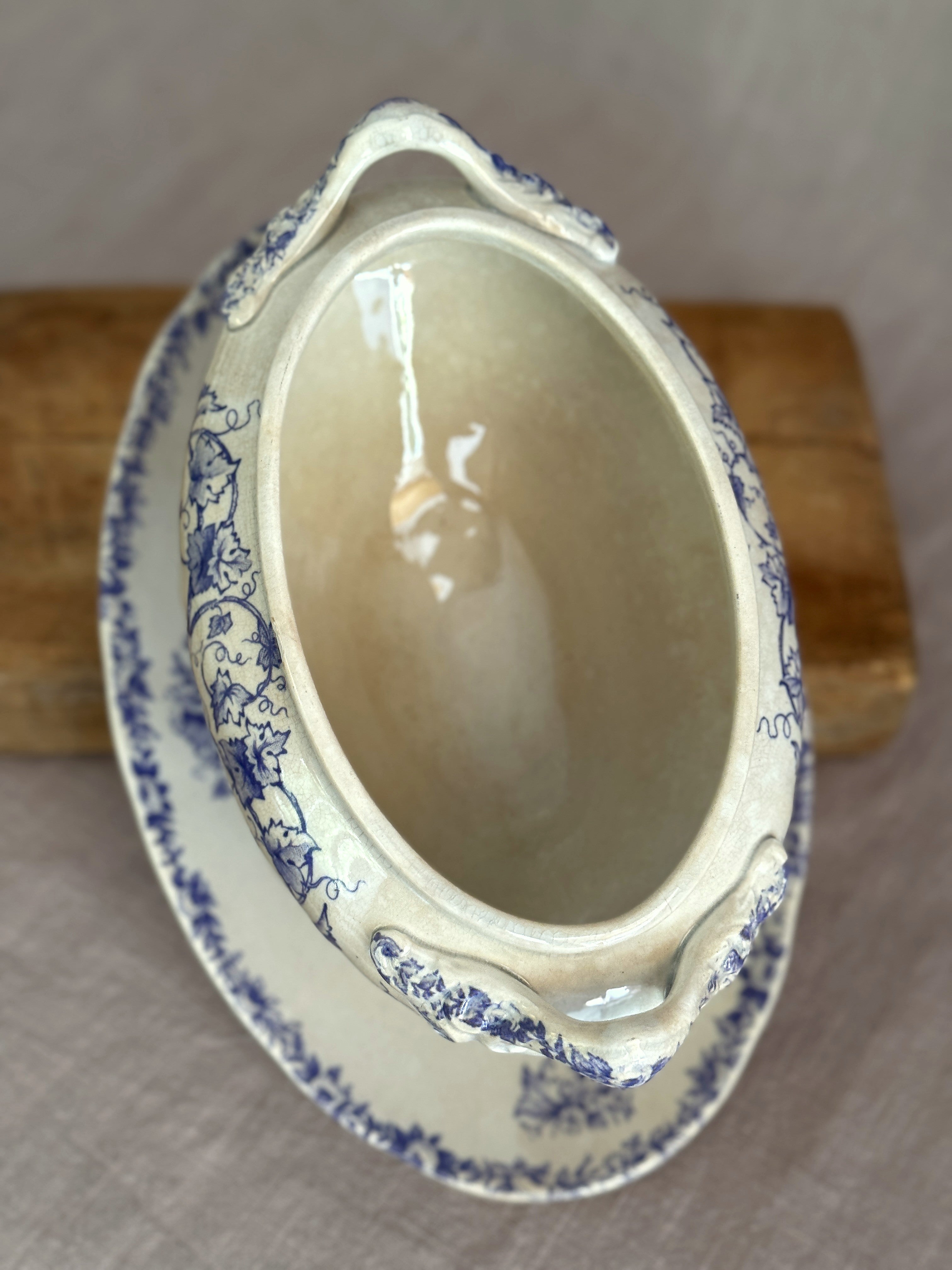The Carpentras Saucière