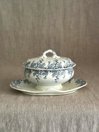 The Néva Sauce Tureen