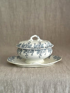 The Néva Sauce Tureen
