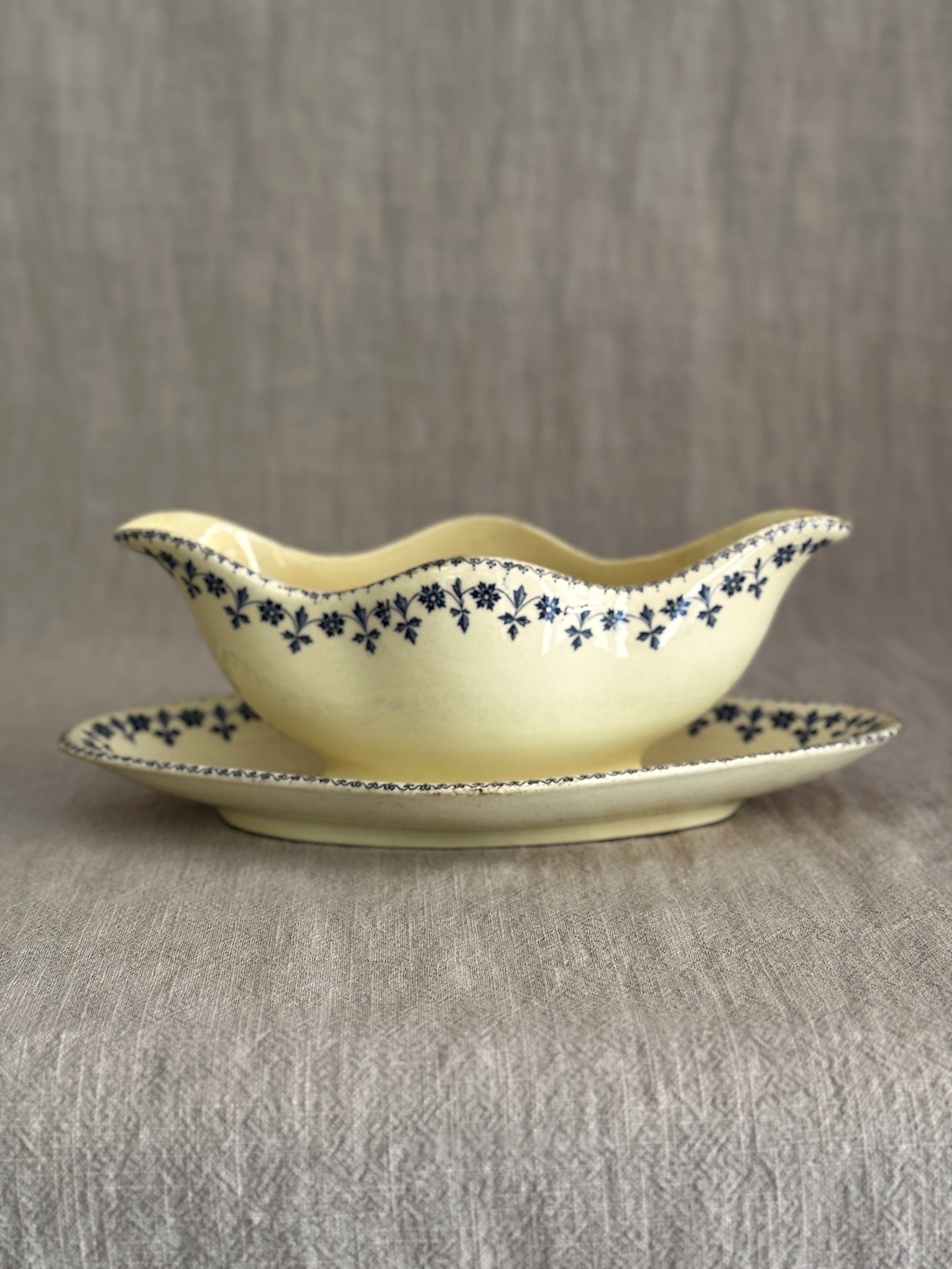 The Cornflower Saucière