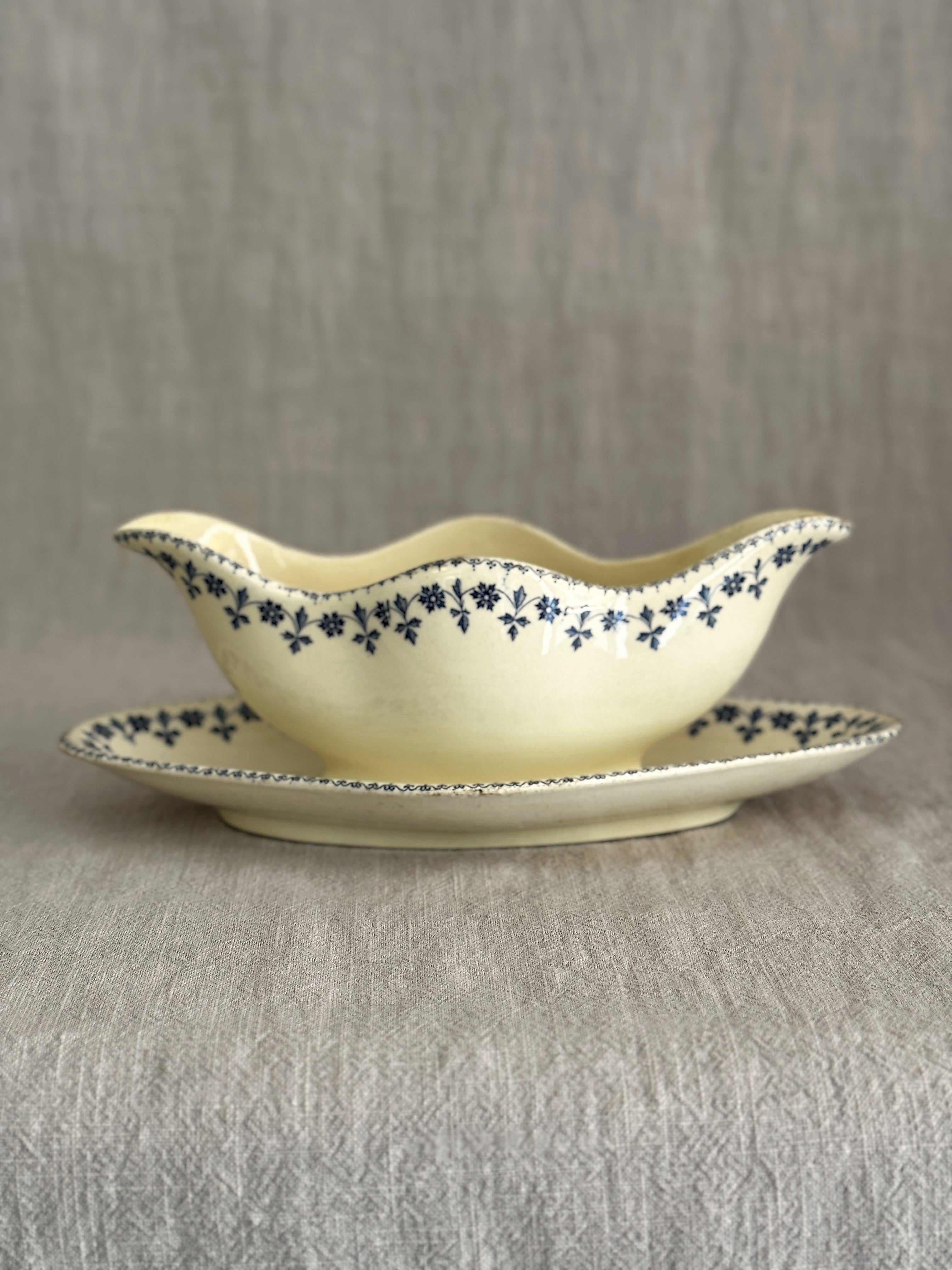 The Cornflower Saucière