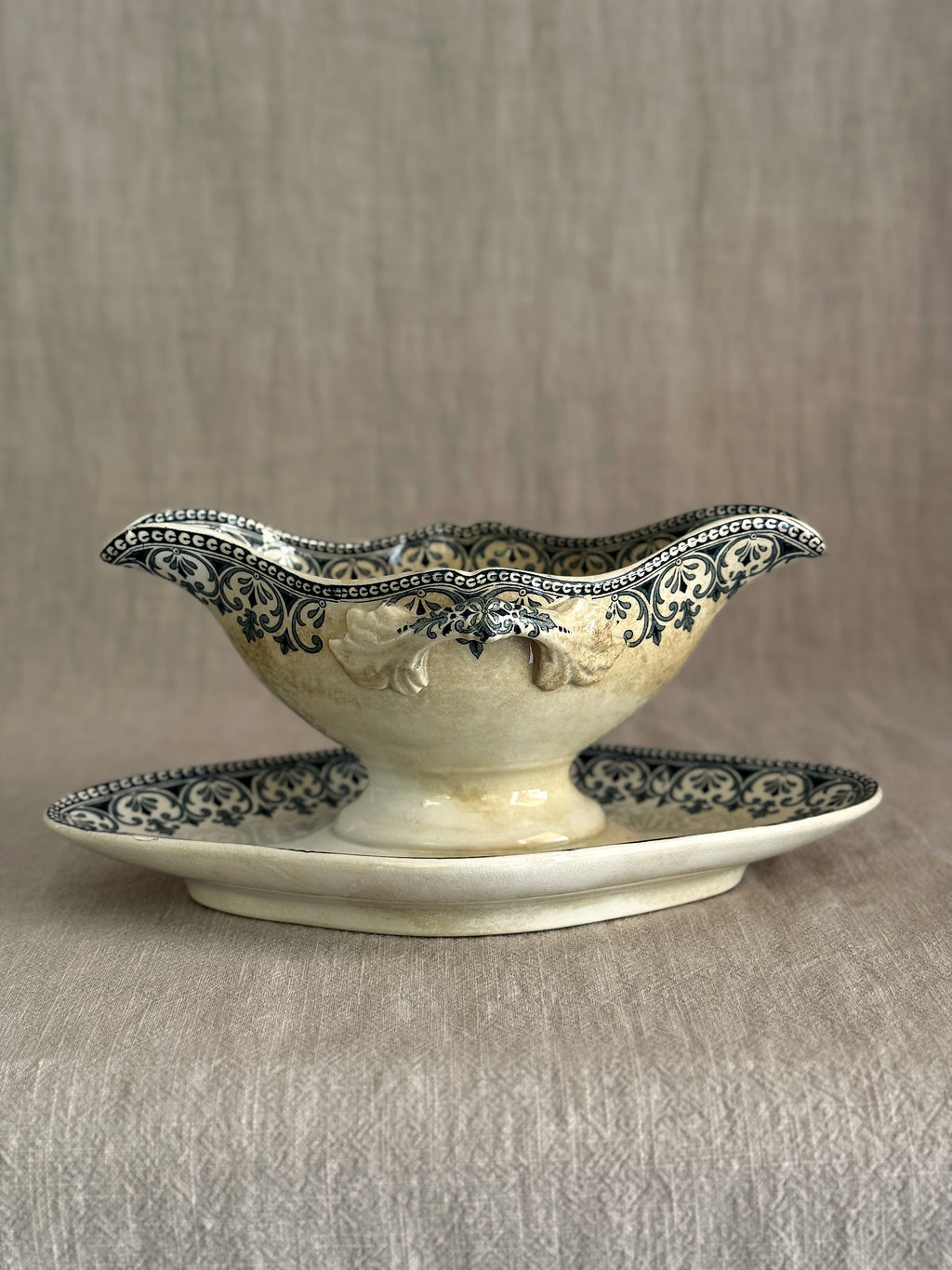 The Oriental Saucière