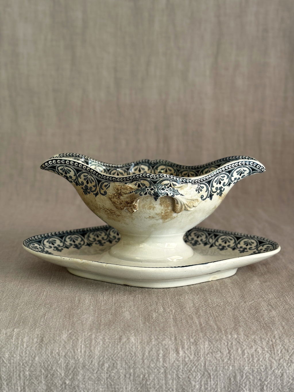 The Oriental Saucière