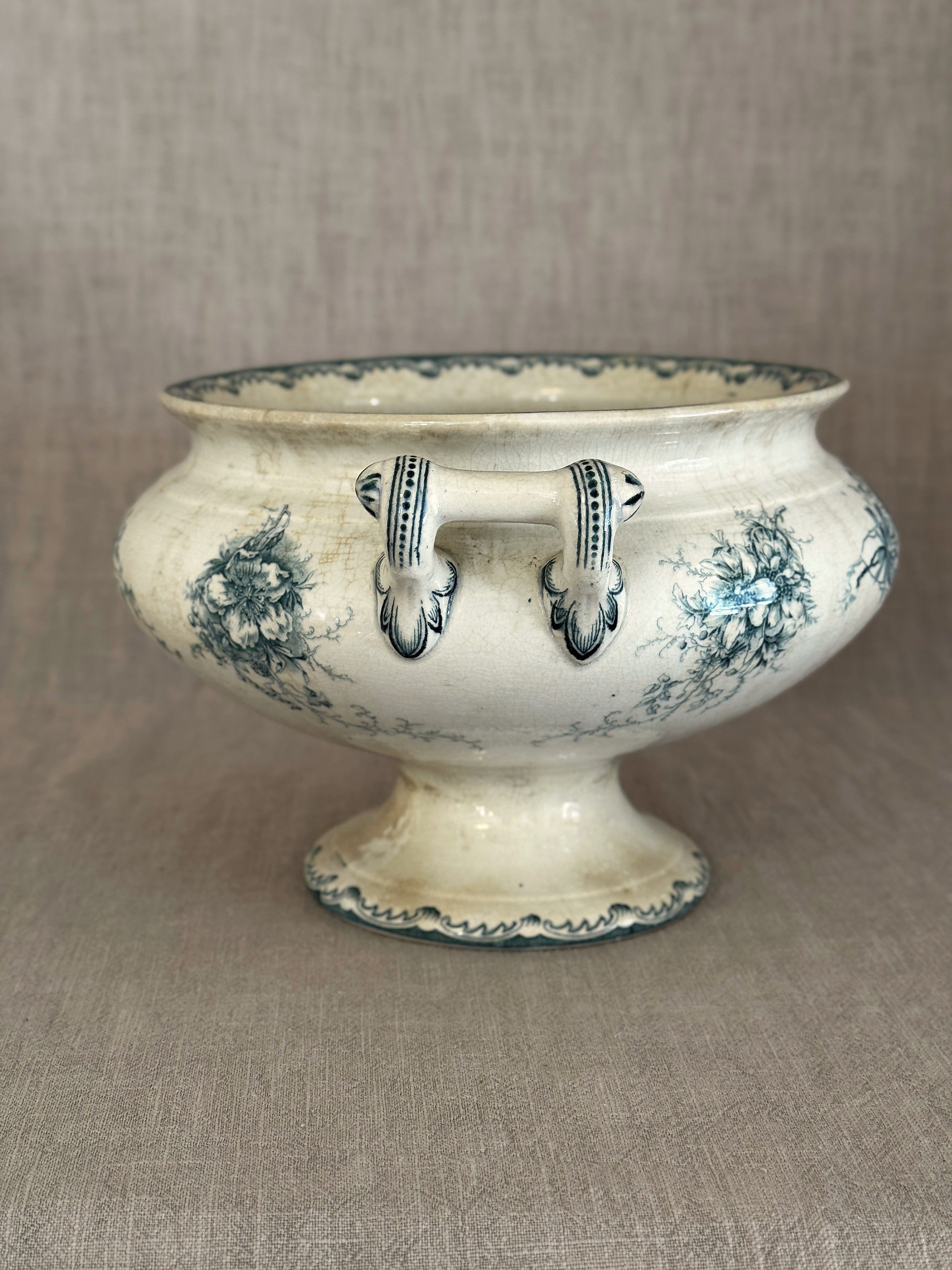The Anna Tureen Base