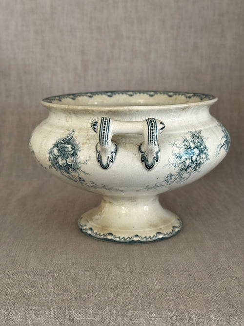 The Anna Tureen Base