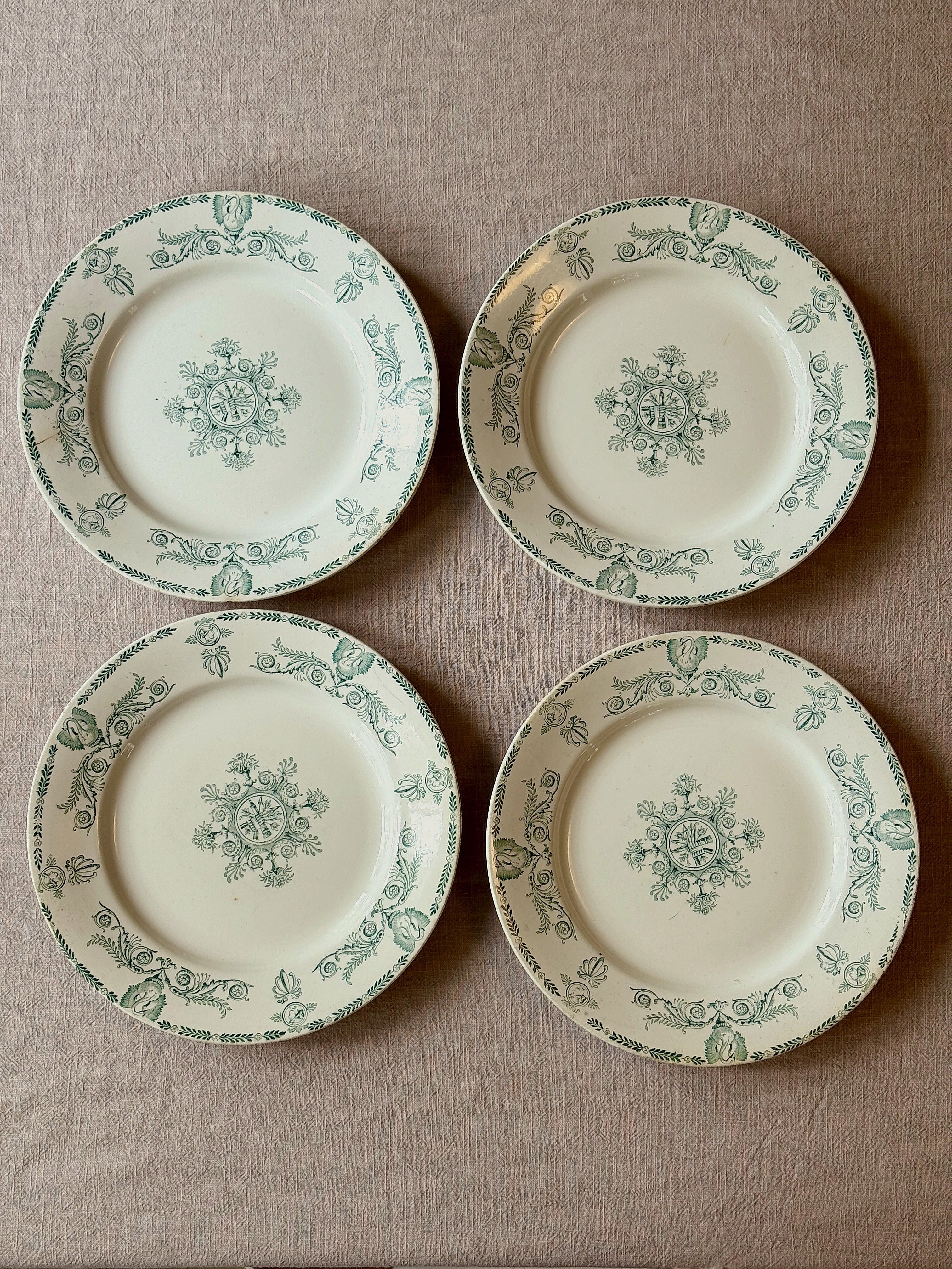 The Lunéville Swan Plates