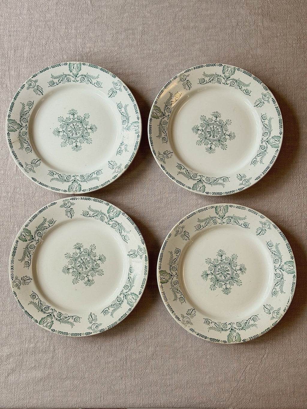 The Lunéville Swan Plates