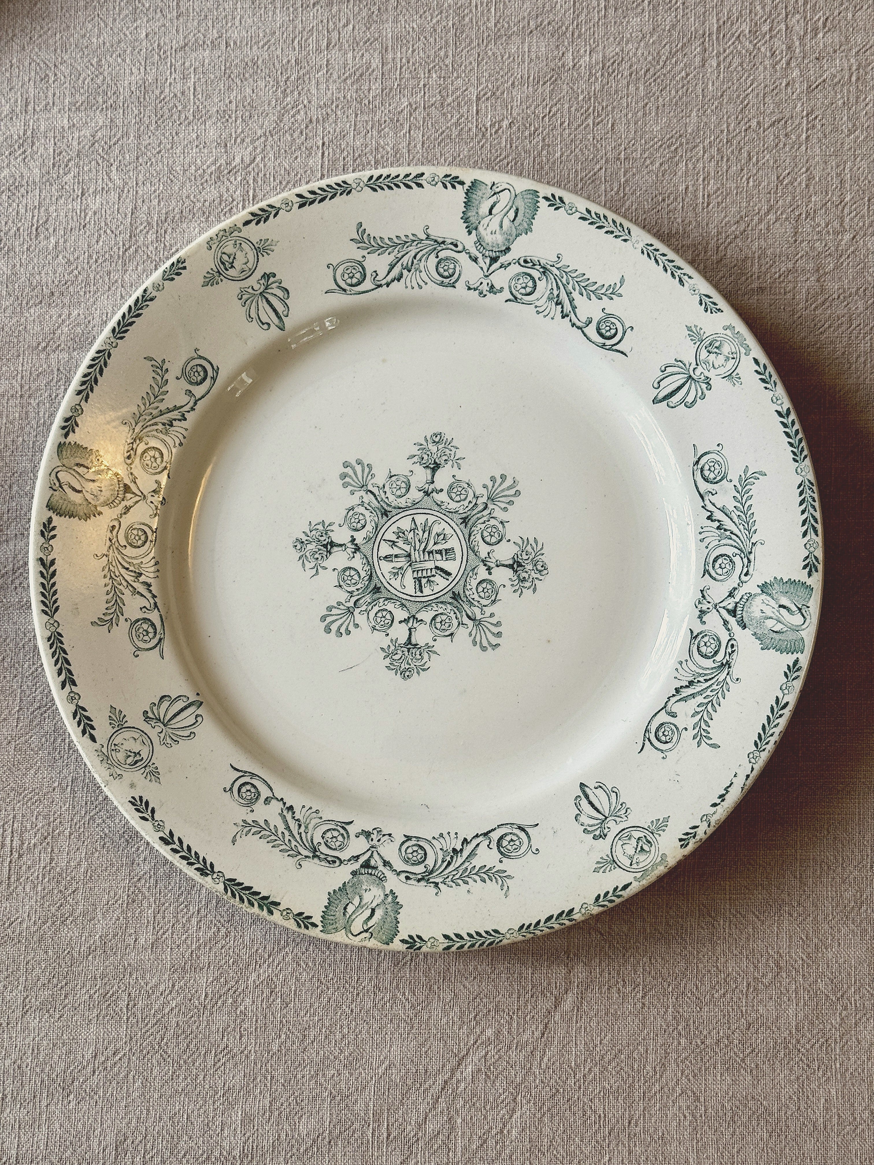 The Lunéville Swan Plates
