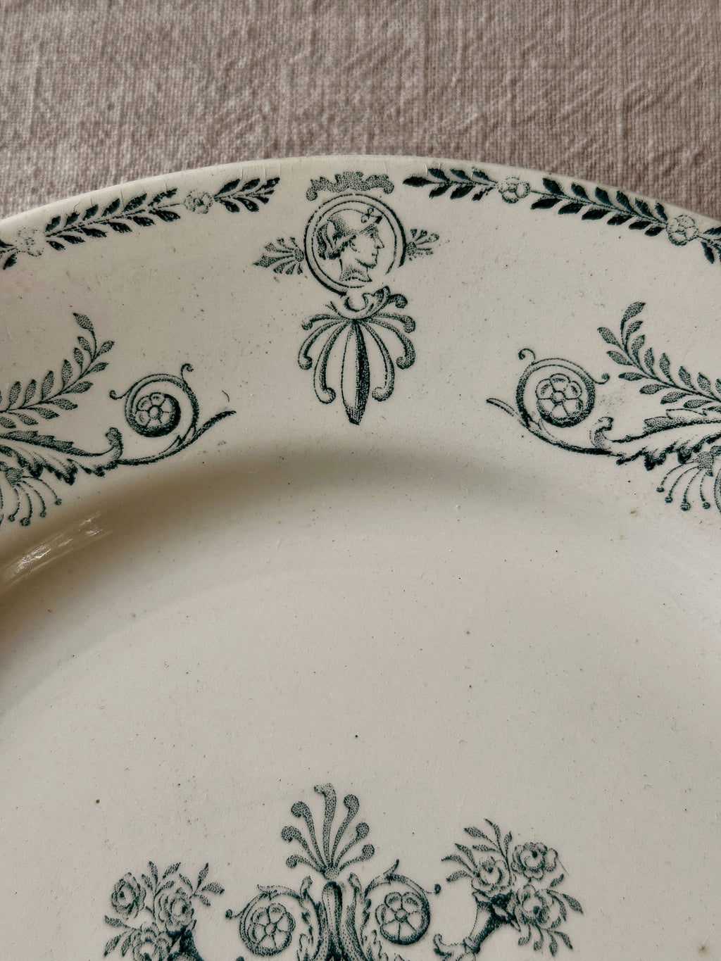 The Lunéville Swan Plates
