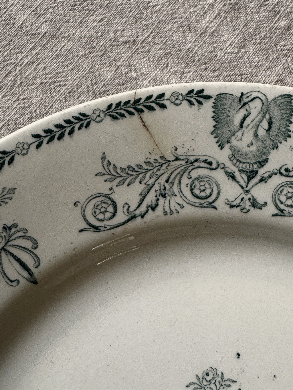 The Lunéville Swan Plates