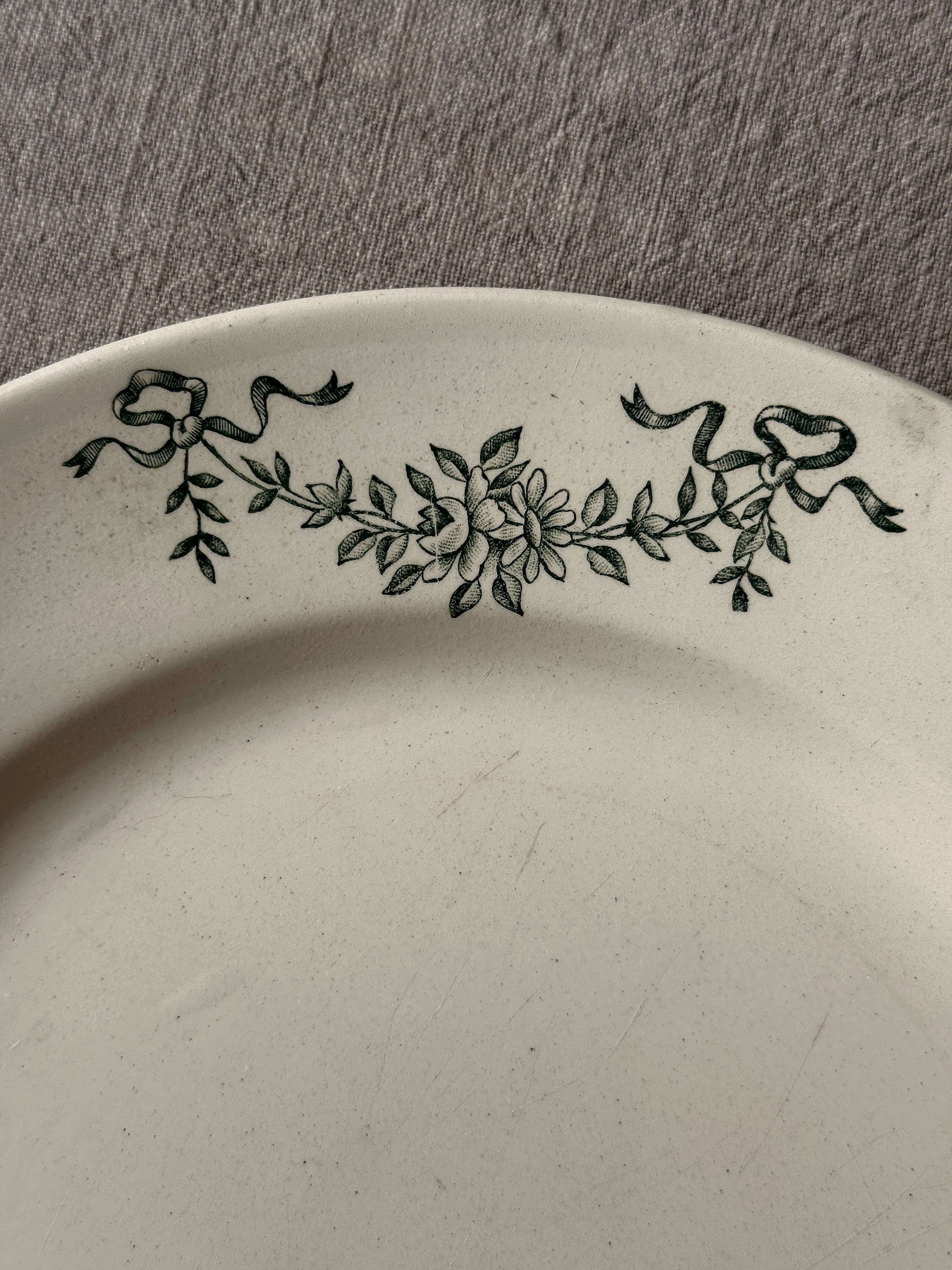 The Longchamp Sapho Plates