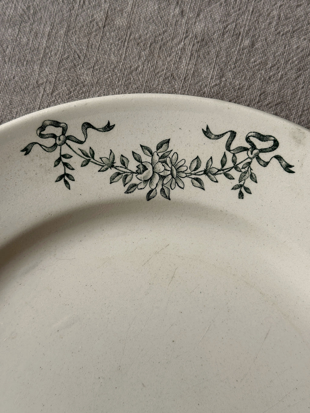 The Longchamp Sapho Plates