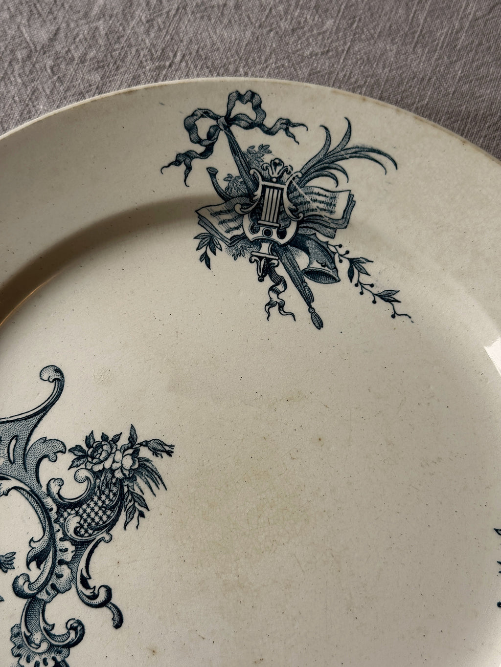 The Boch Music Plates