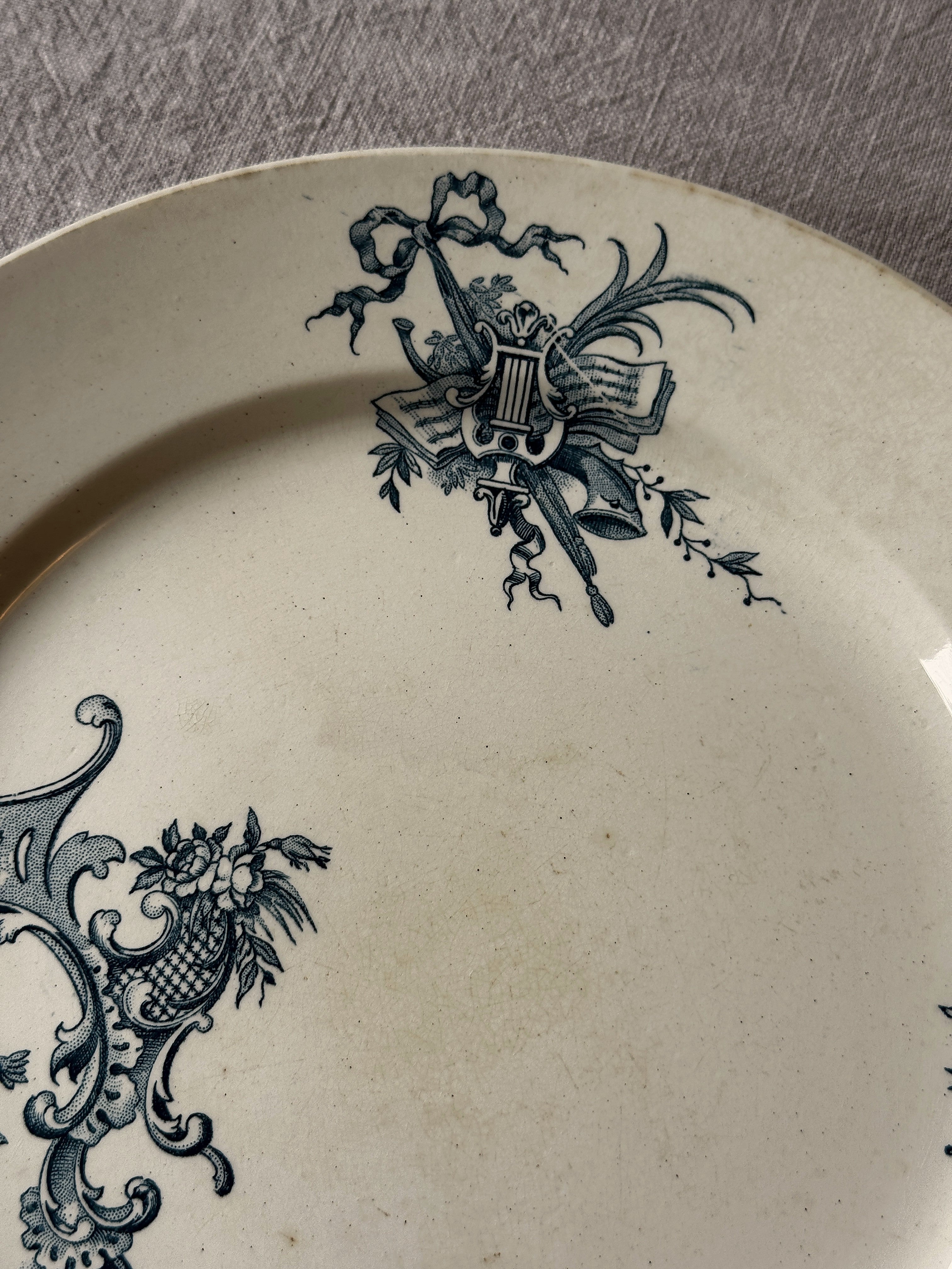 The Boch Music Plates