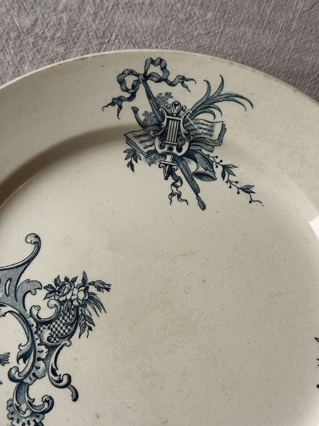 The Boch Music Plates
