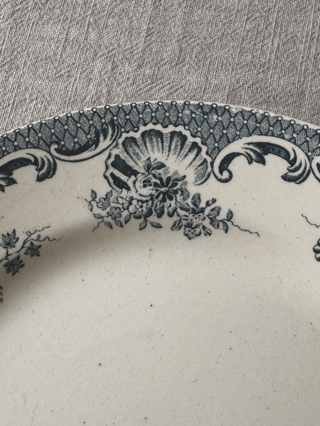 The Mismatched Blue Plates