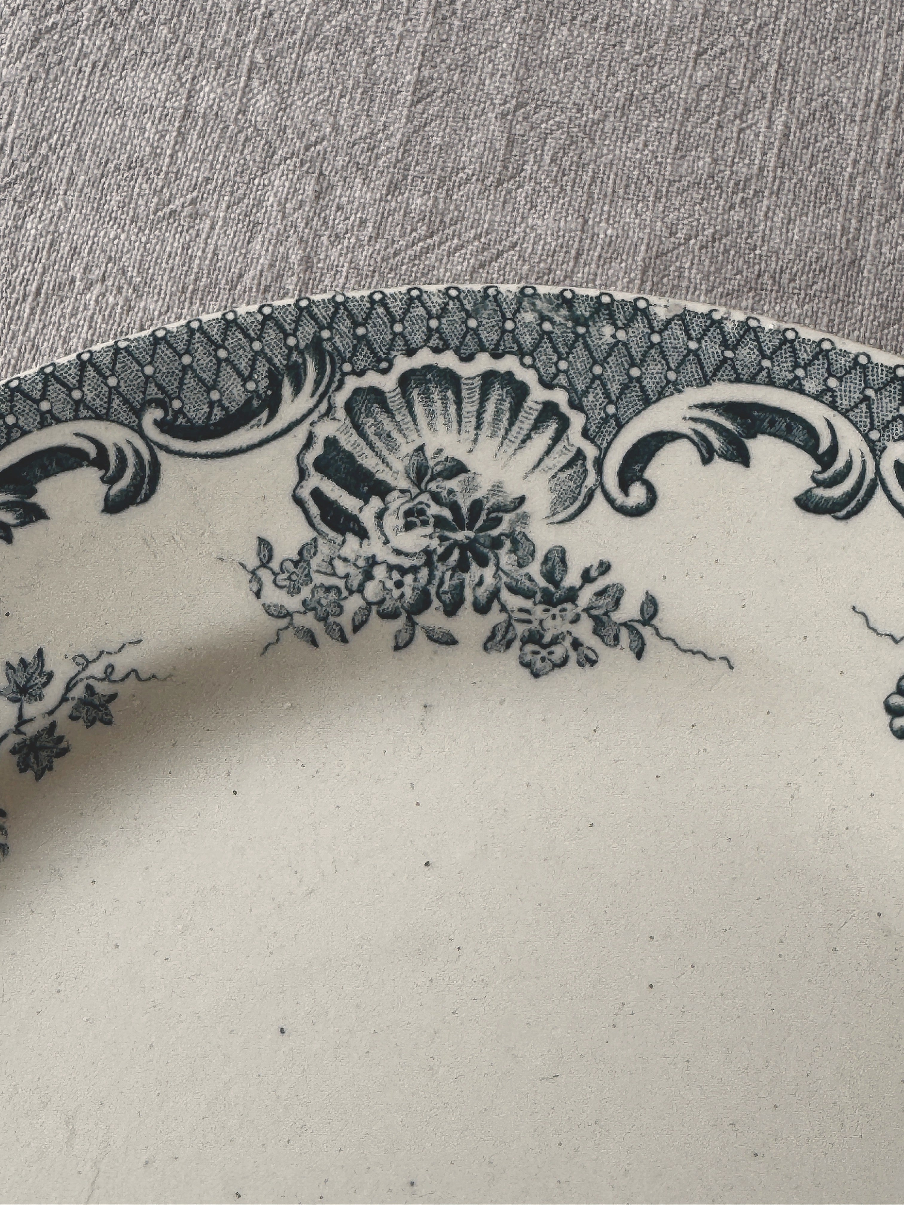 The Mismatched Blue Plates