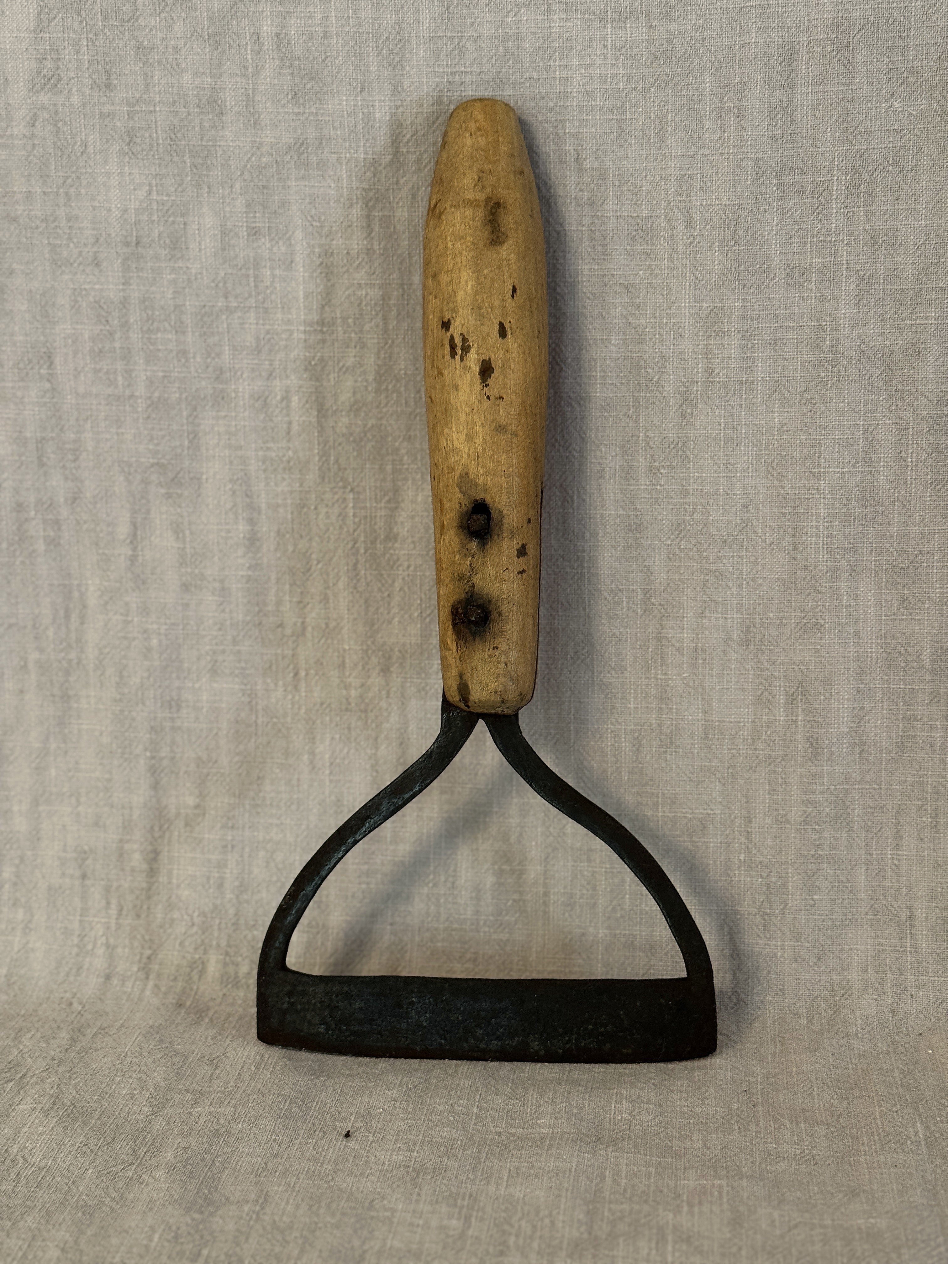 The Hand Chopper