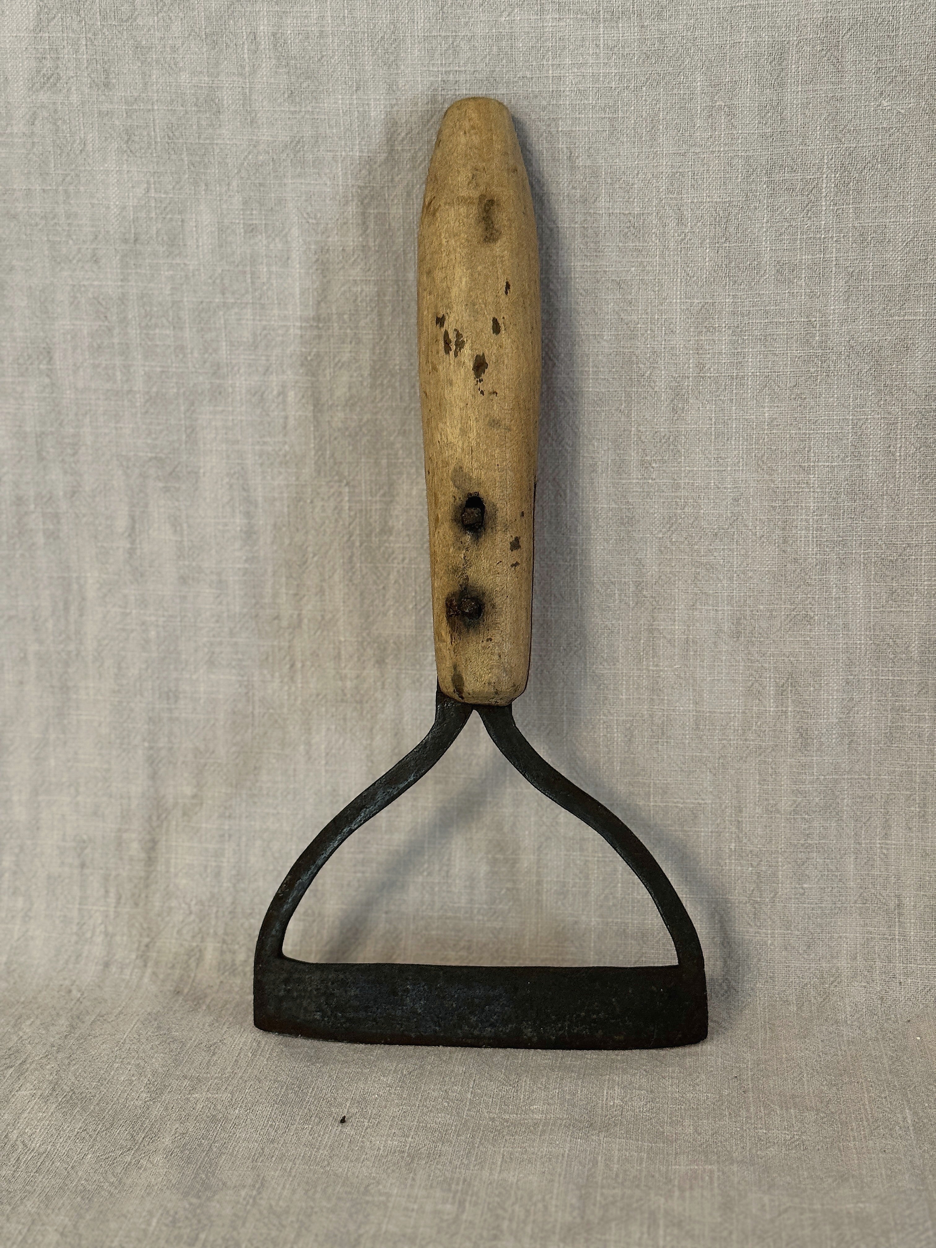 The Hand Chopper
