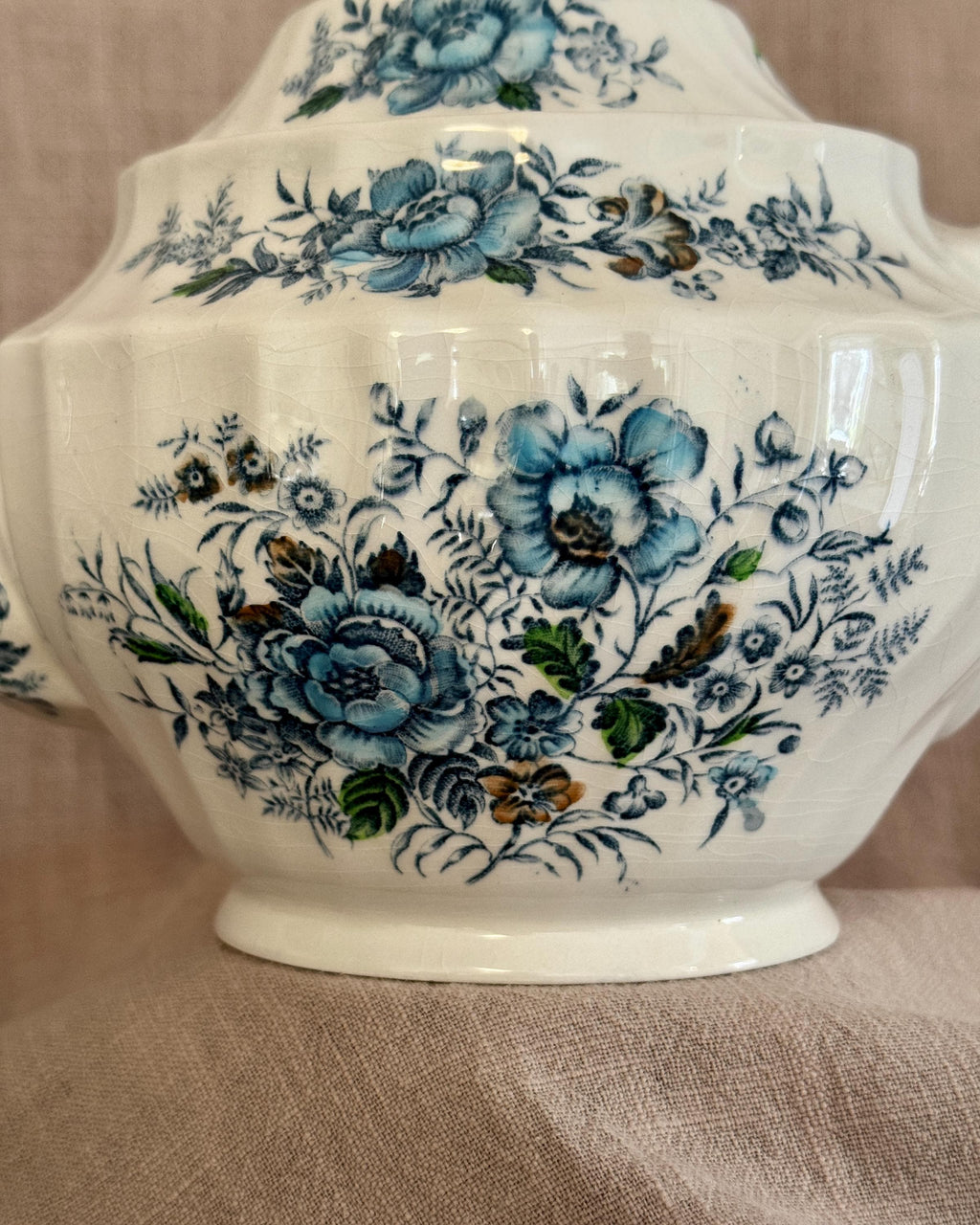 The Blue Cluster Tea Set - British Anchor
