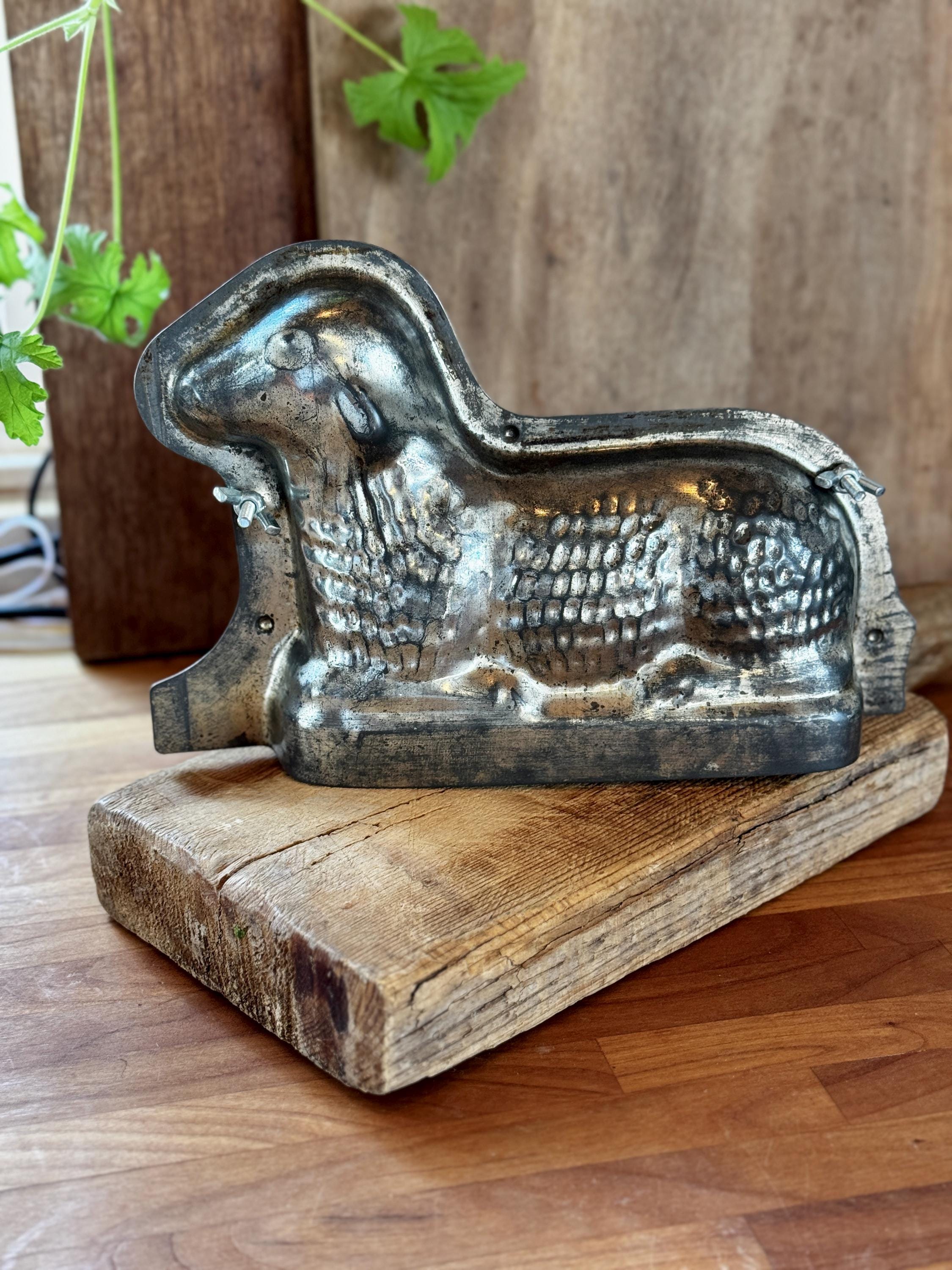 Vintage Lamb Chocolate Mold - main