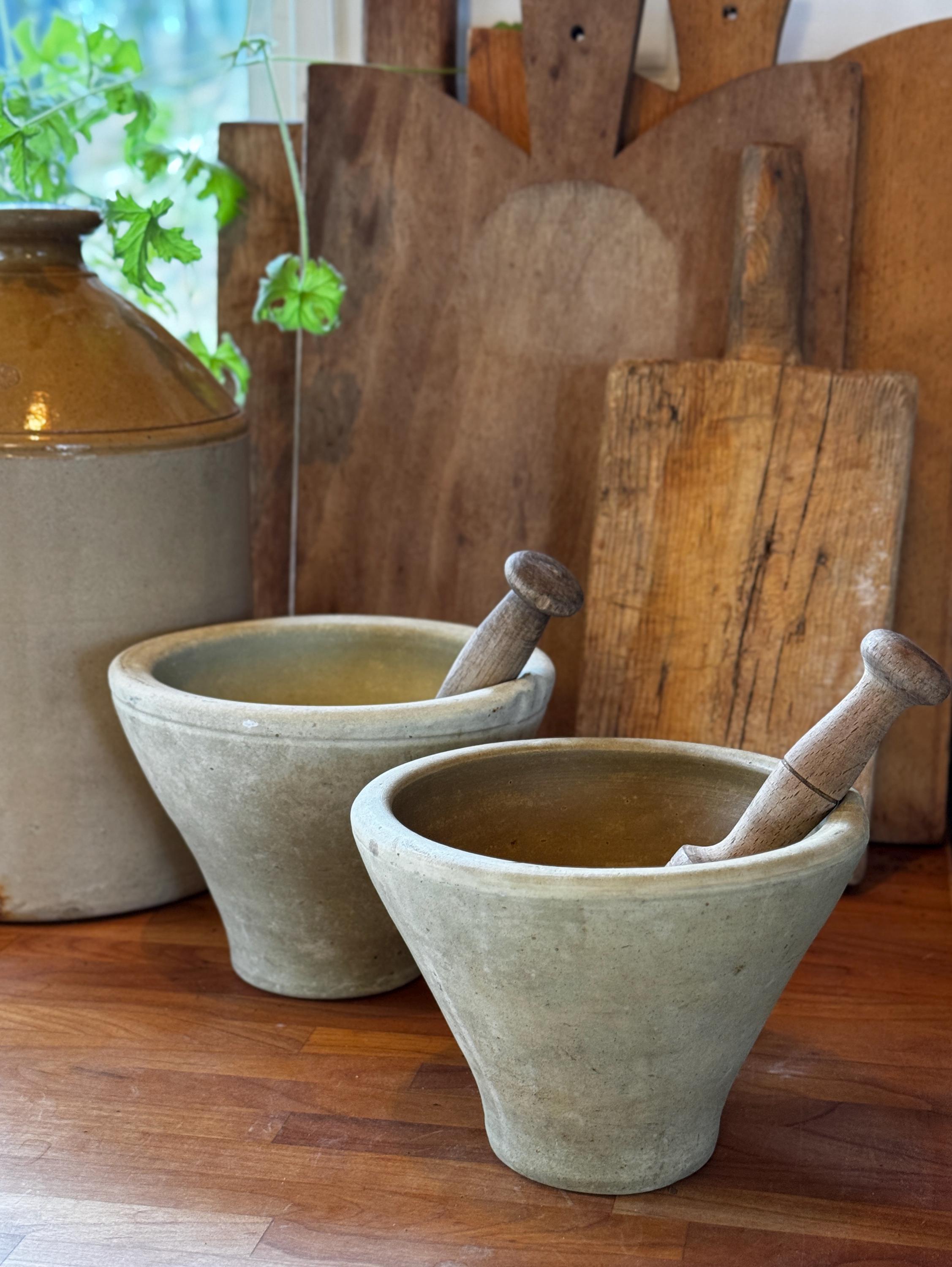 Spanish Stoneware Mortar KD2 - 1