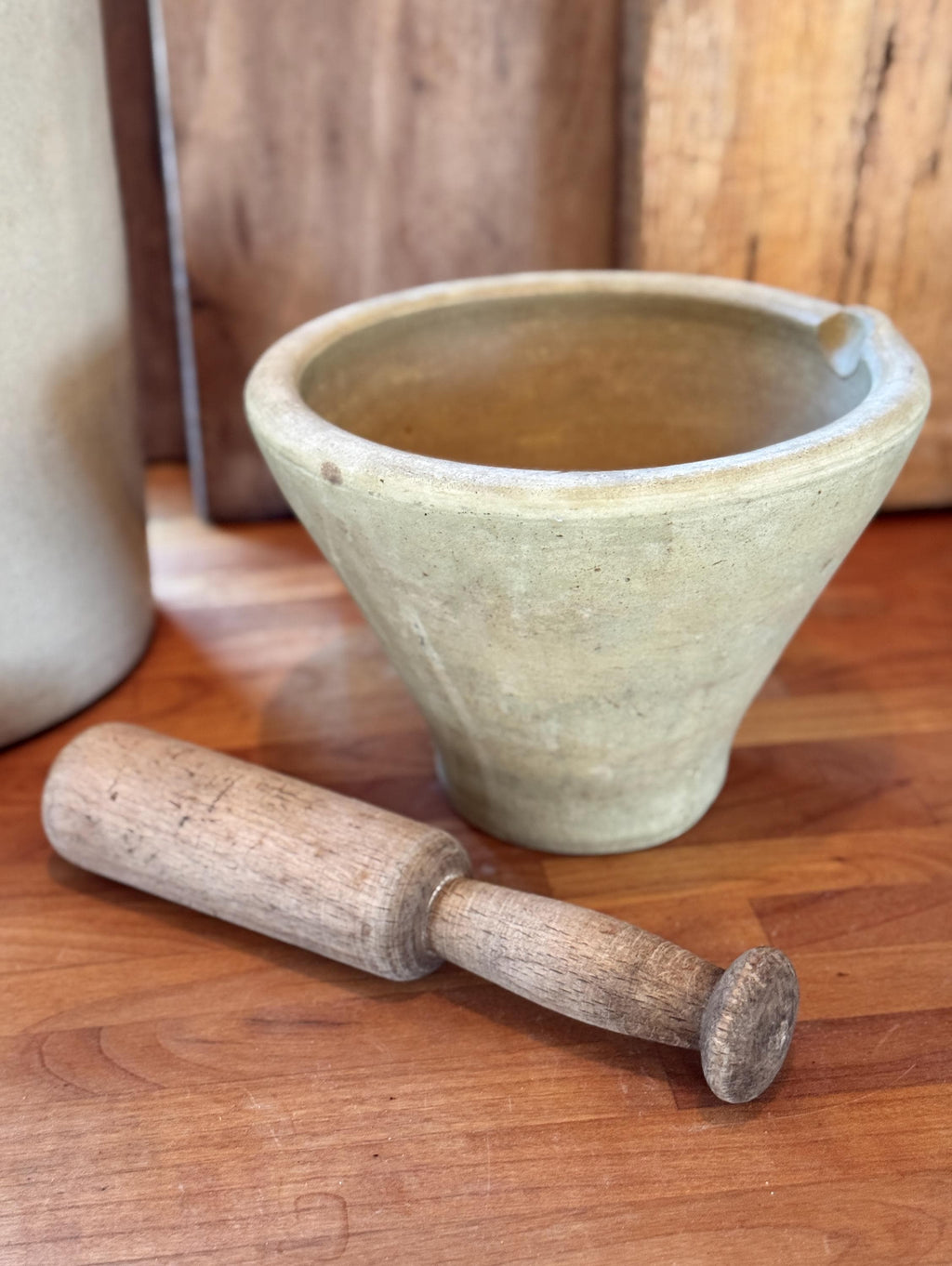 Spanish Stoneware Mortar KD2 - 4