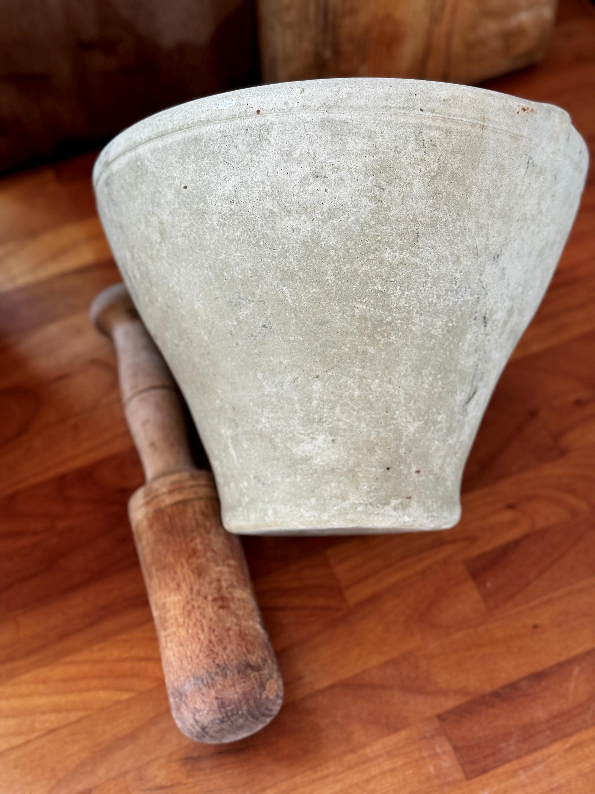 Spanish Stoneware Mortar KD1 - 4