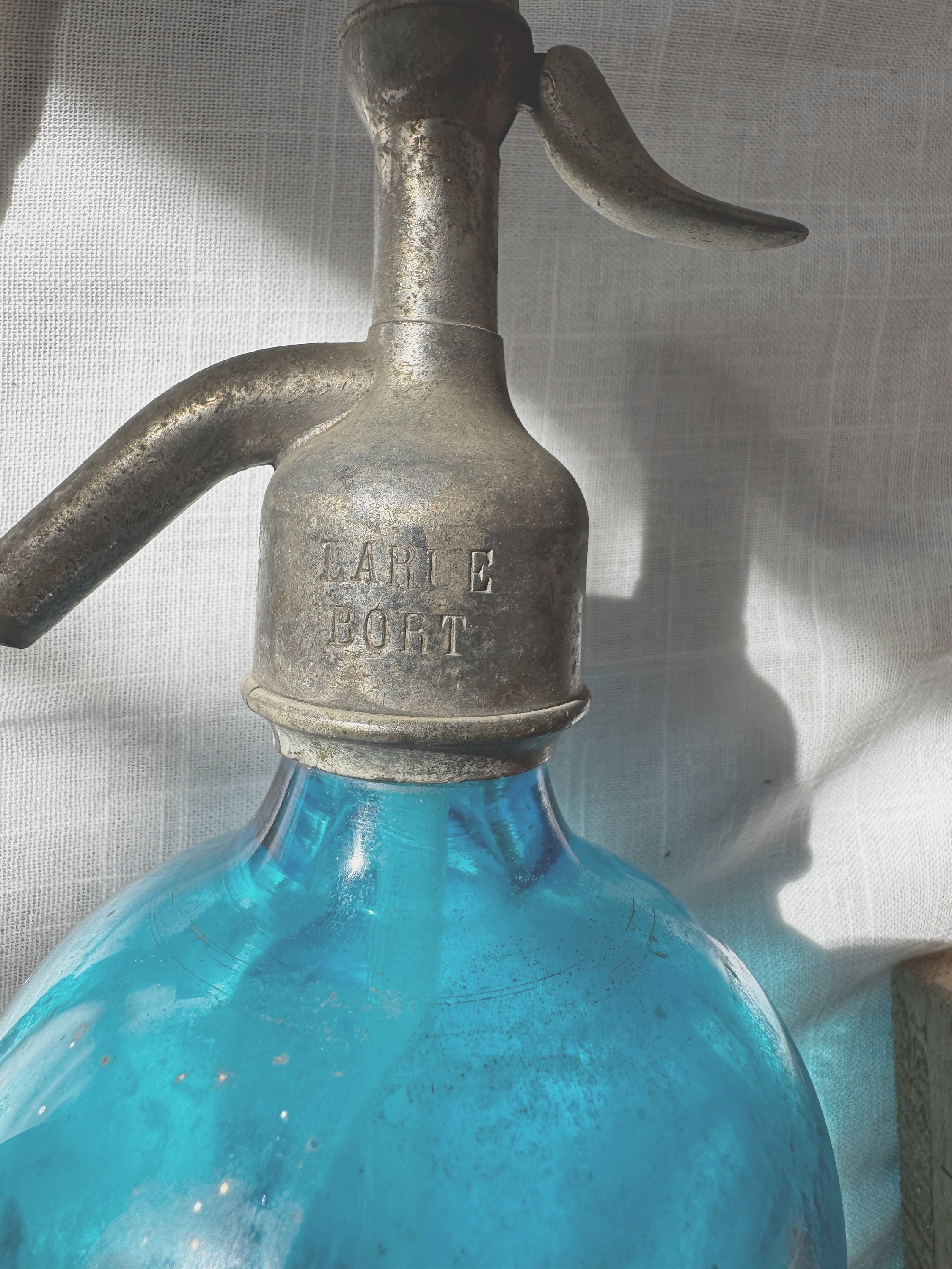 French Blue Siphon Bottle Larue - 4