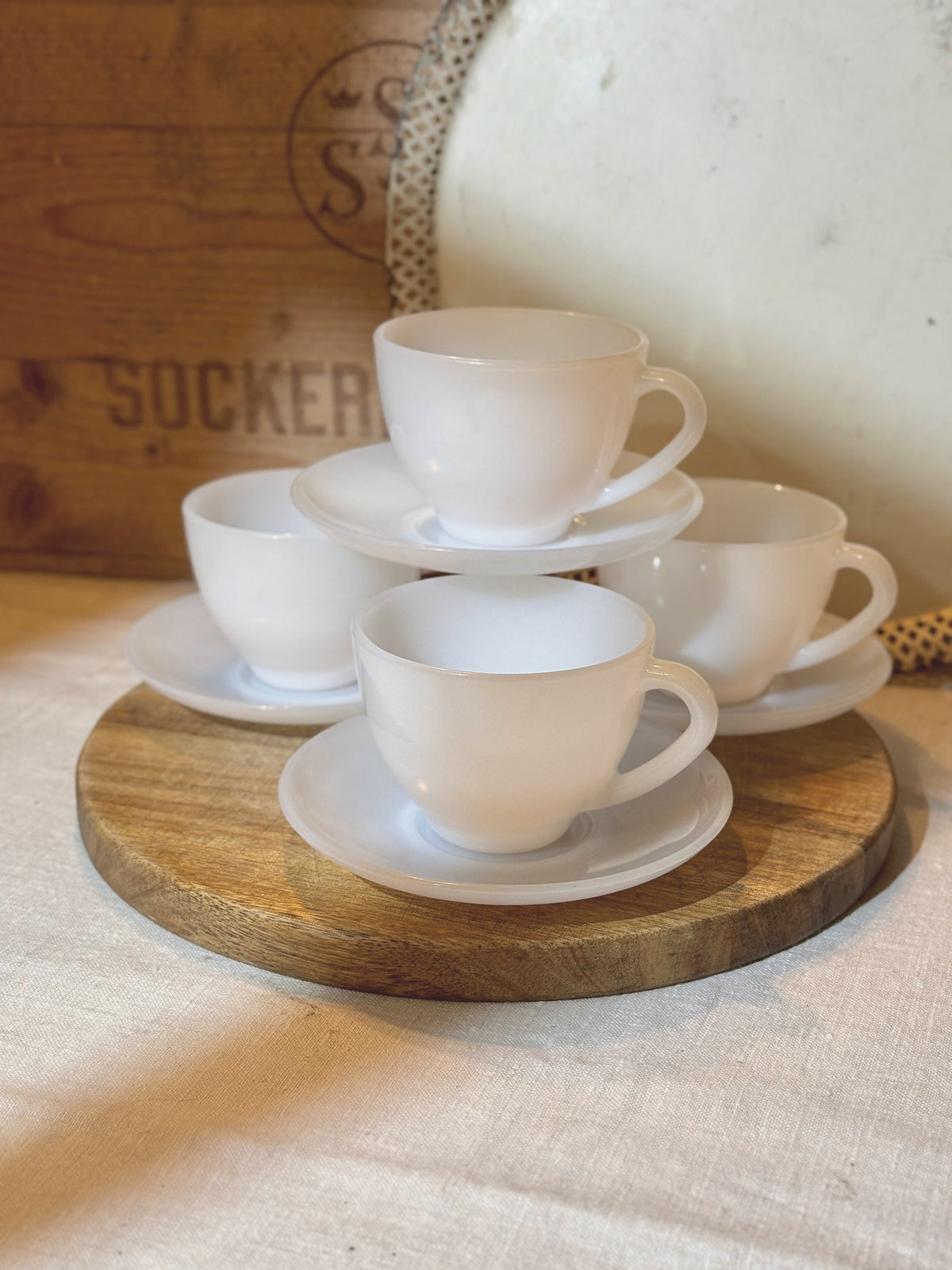 Minimalist Milk Glass Cups Set - 1